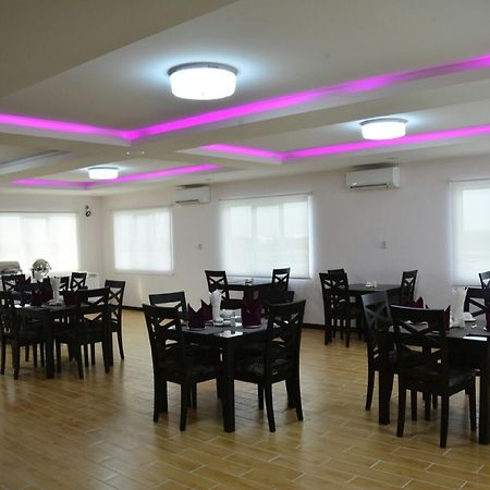 Platinum River View Hotel Yangon Exterior foto